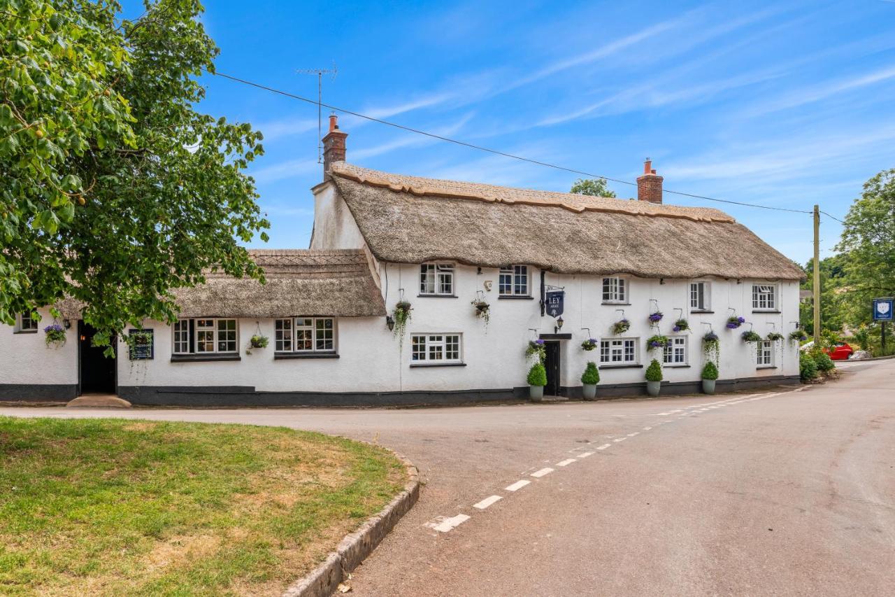 Cramwell Cottage, The Ley Arms Holiday home Exeter
